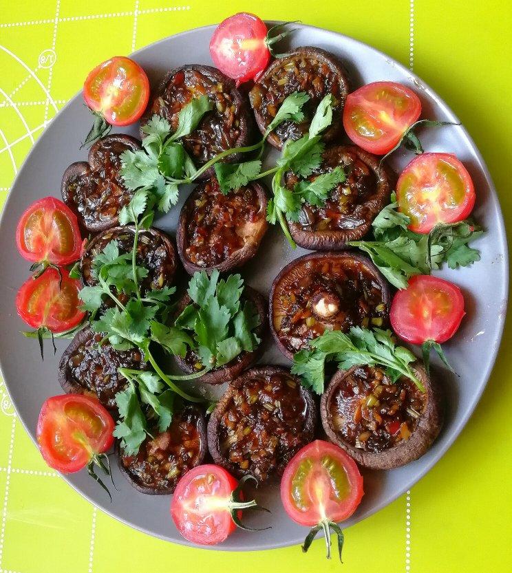 蒜蓉孜然烤香菇