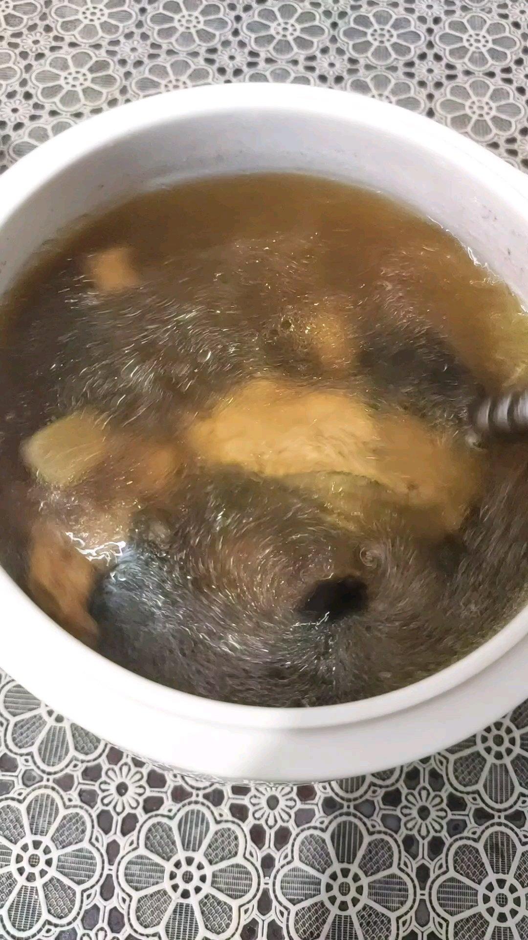 养生滋补鲍鱼羊肚菌汤