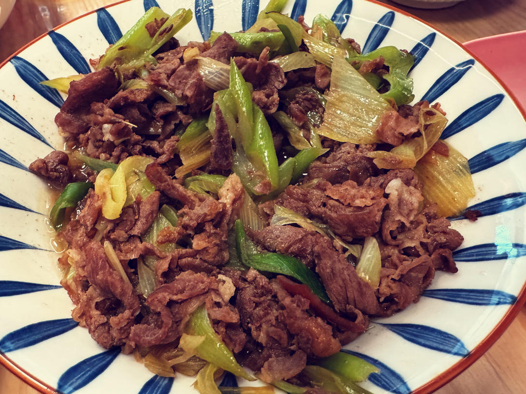 炒了20多年的葱爆羊肉