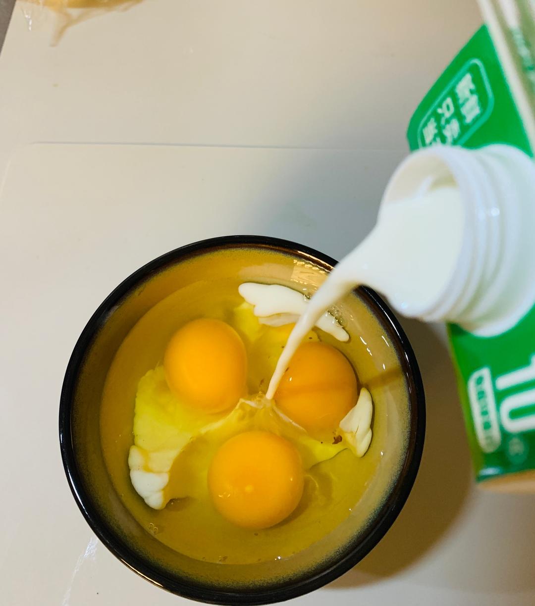 纯奶手撕吐司的做法 步骤1