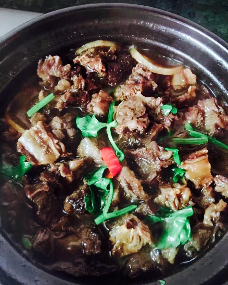 红烧土豆牛腩
