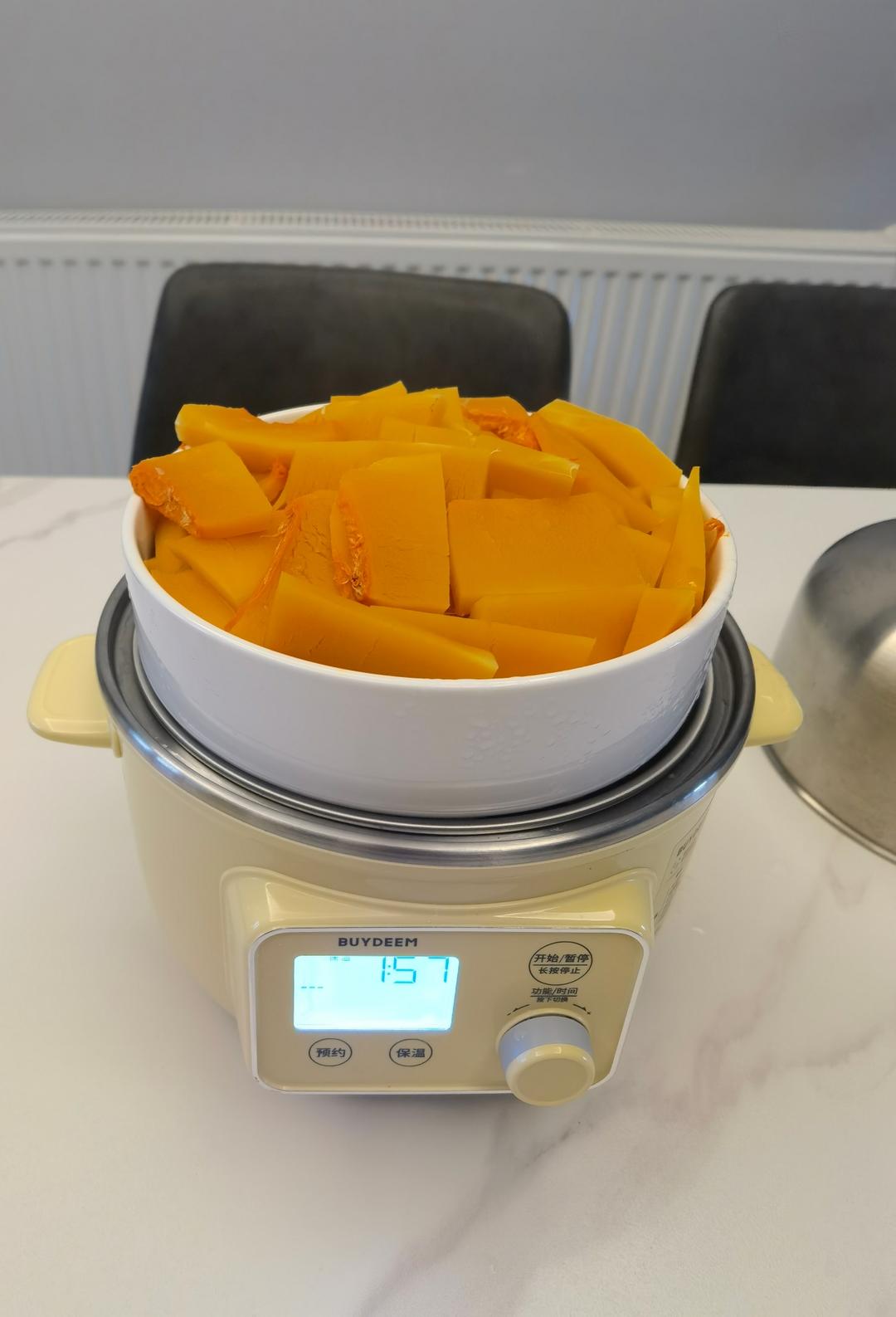 咸蛋黄焗南瓜【珐琅锅食谱11月】
