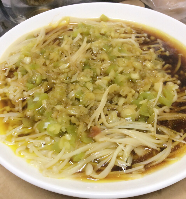 蒜蓉蒸金针菇