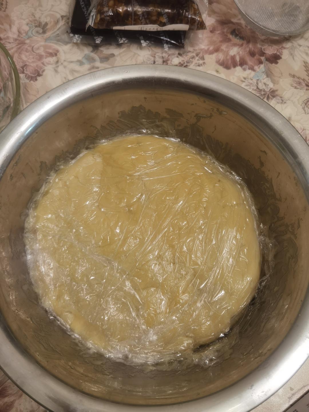 广式月饼—蛋黄莲蓉月饼