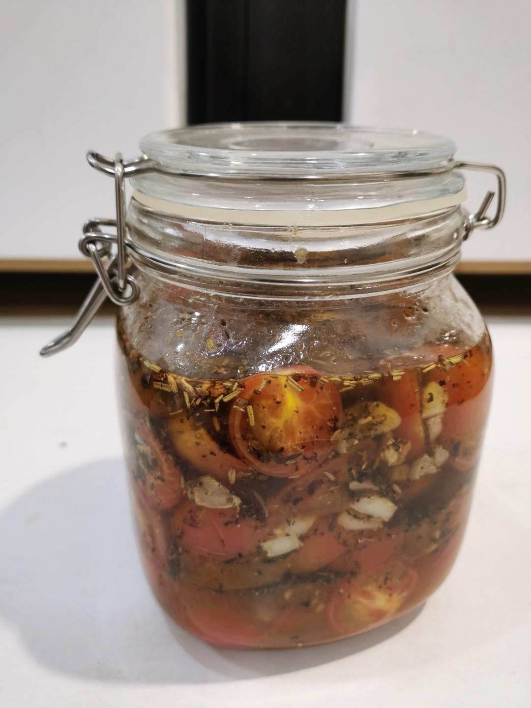 橄榄油浸小番茄/油渍番茄