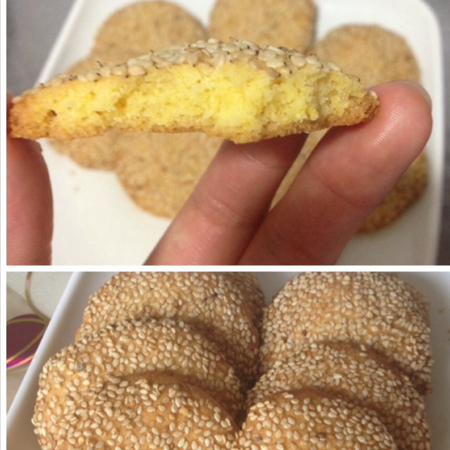 玉米面麻饼