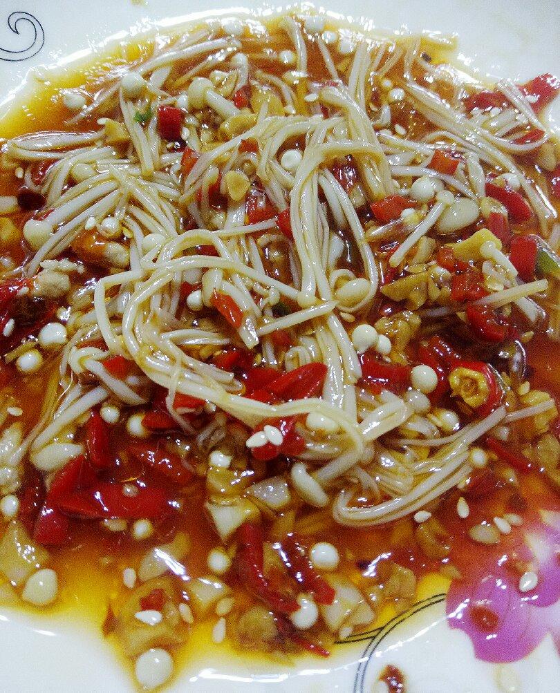 剁椒金针菇