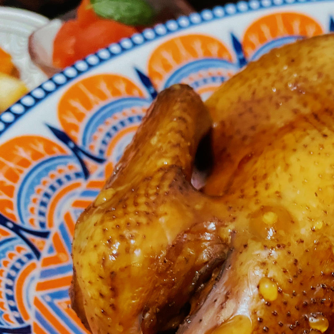 不加一滴水电饭煲焗鸡，鲜嫩多汁，好吃到添盘