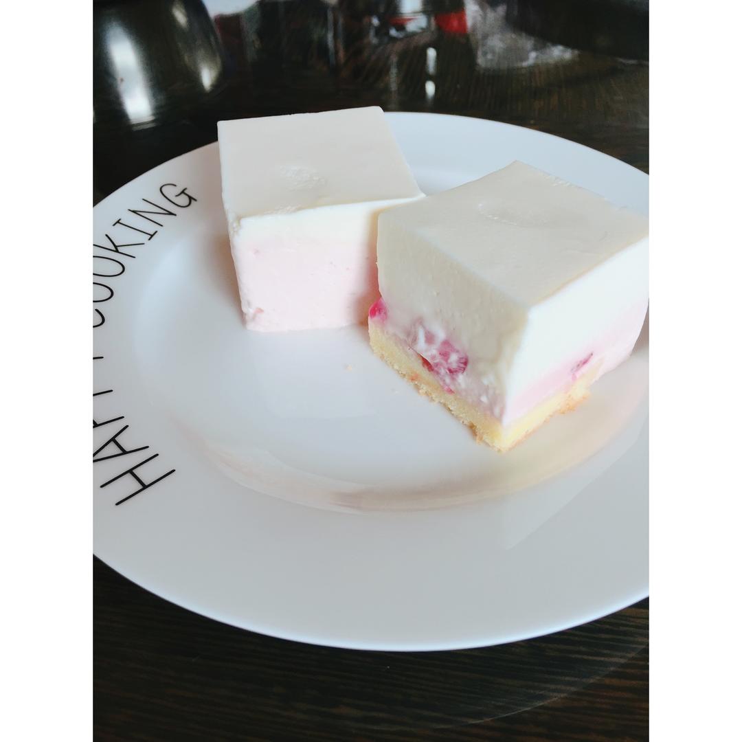 草莓冻芝士蛋糕（视频菜谱）