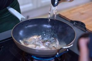 日式鲈鱼炖饭的做法 步骤9