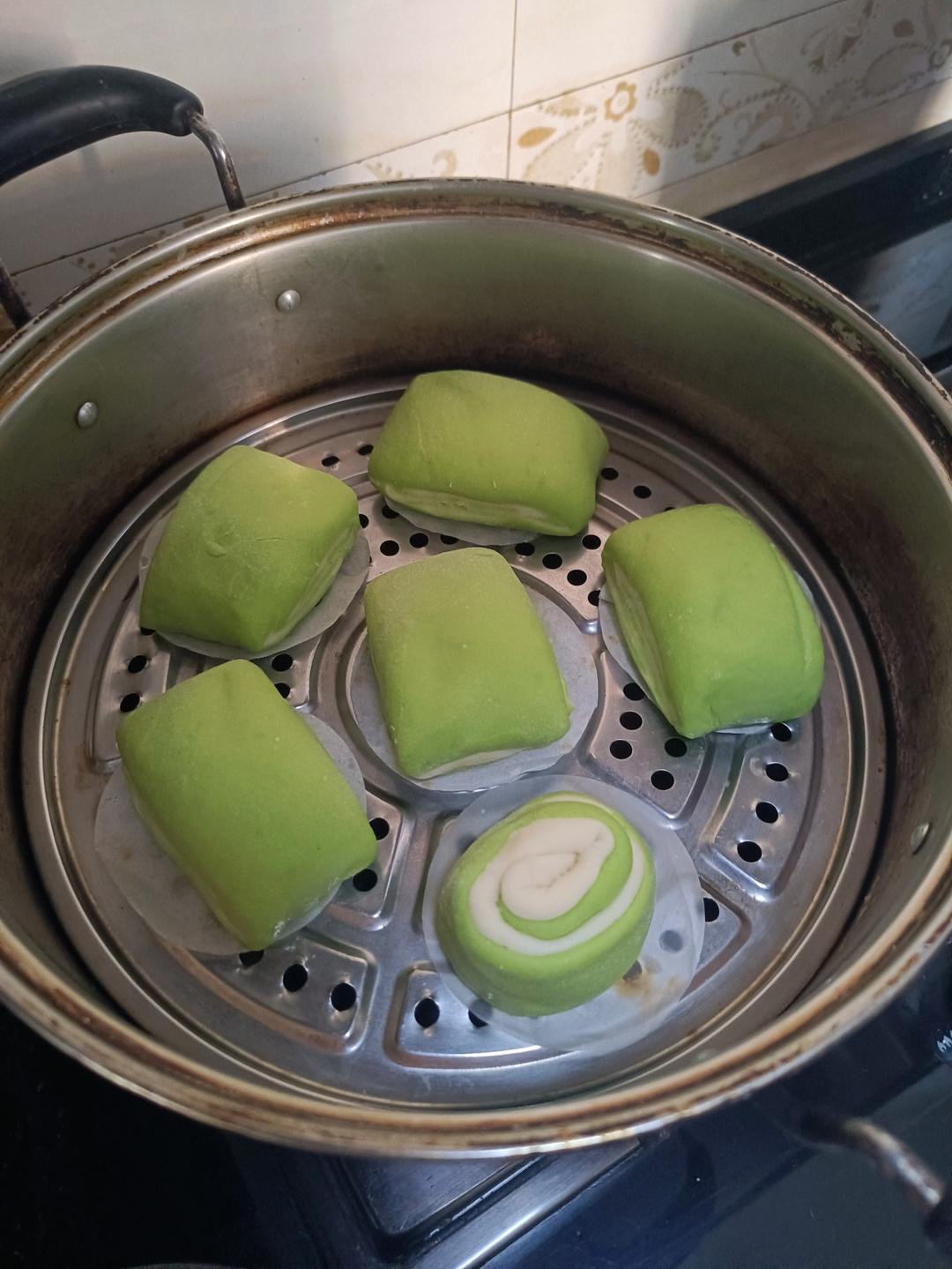 双色馒头‼️菠菜奶香馒头