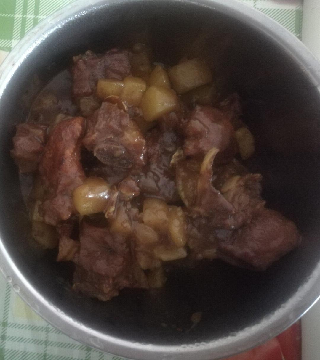 可乐排骨炖土豆