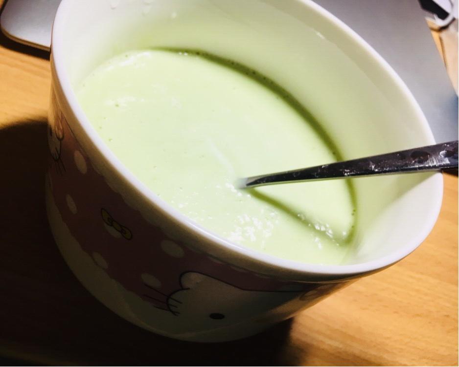 牛油果奶昔