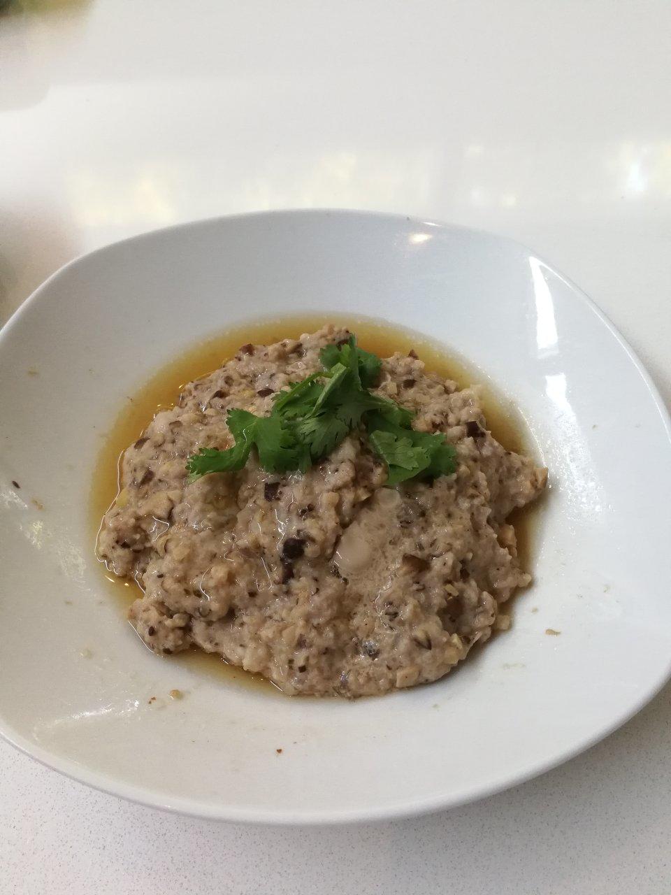 鲜嫩弹牙冬菇蒸肉饼