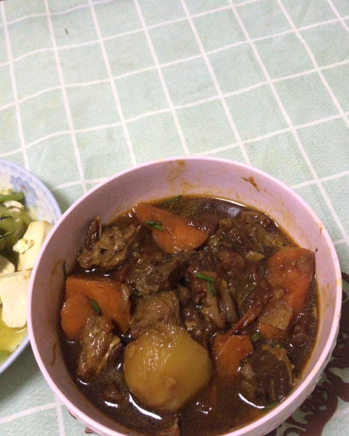 番茄土豆炖牛腩