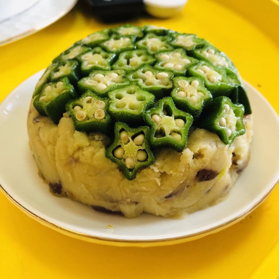 这绝对是秋葵颜值最高的做法，好看又好吃，端上桌最先光盘