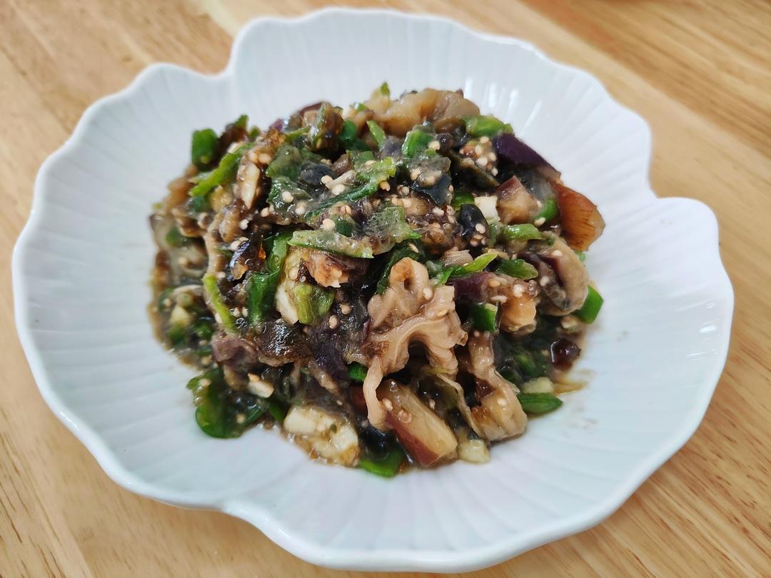 简单版辣椒皮蛋茄子
