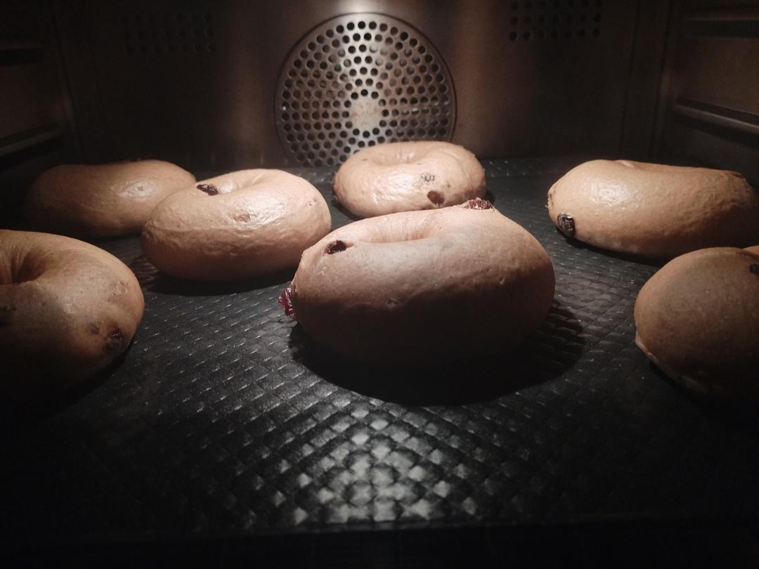 秒Tims的肉桂提子贝果，1次发酵2小时搞定