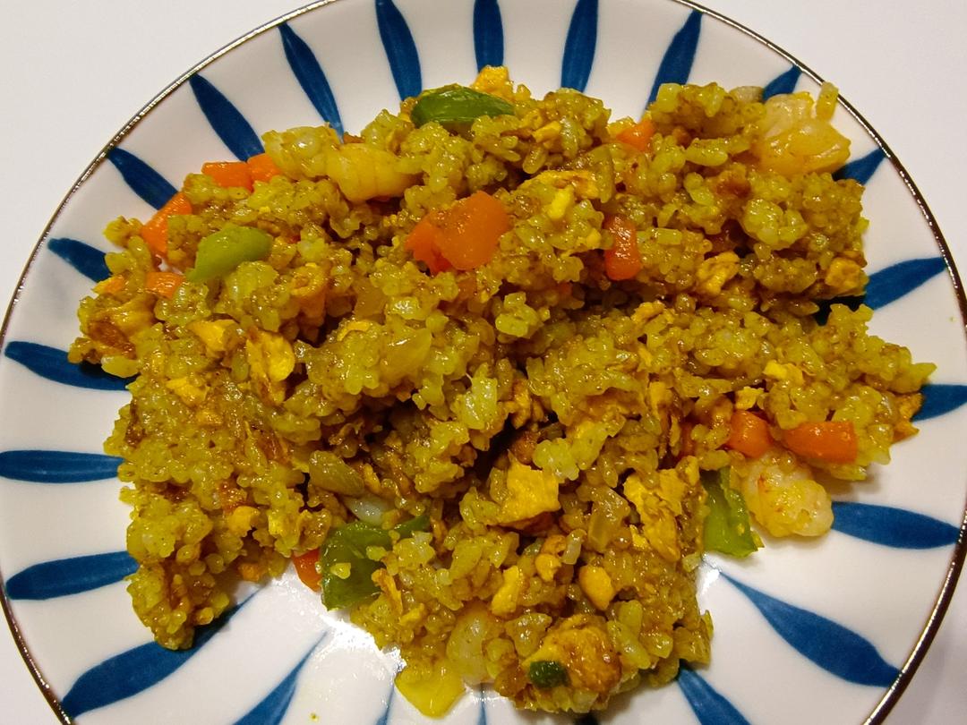 海鲜咖喱炒饭