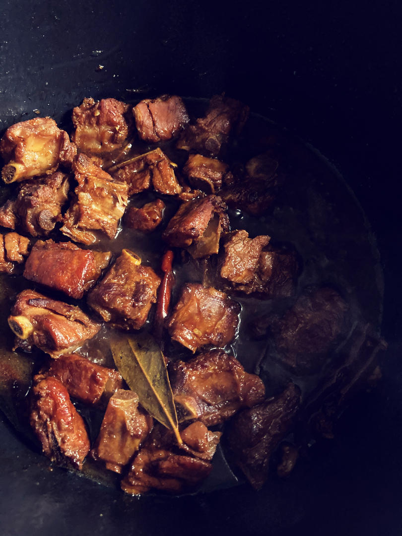 最简单最好吃的红烧排骨