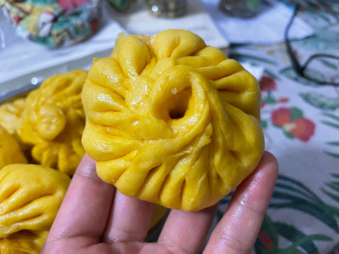 胡萝卜香菇肉包