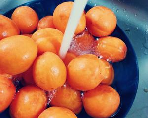 杏冲冲留住夏天的味道－无添加黄杏果酱的做法 步骤2