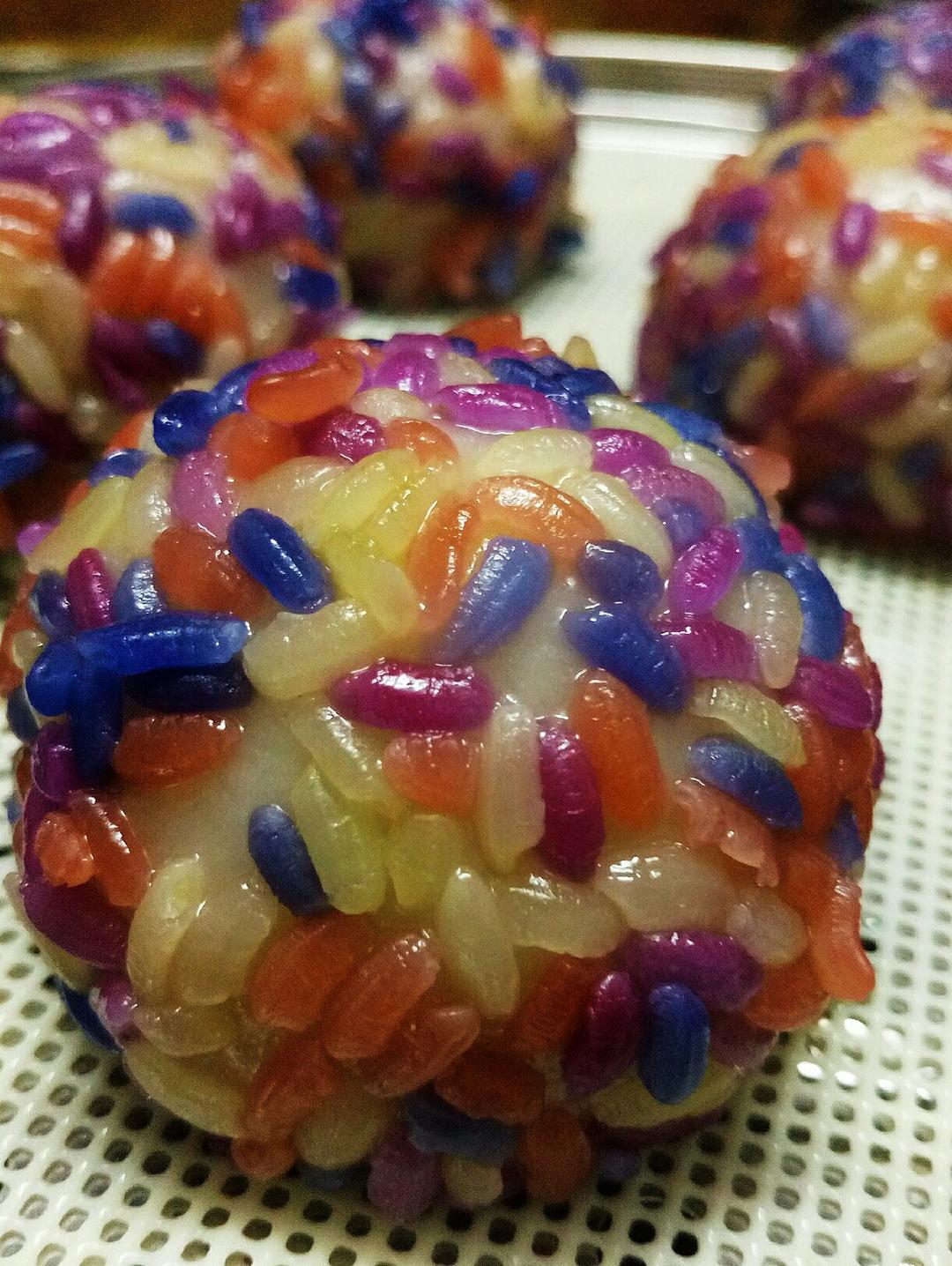 肉松咸蛋黄糯米团