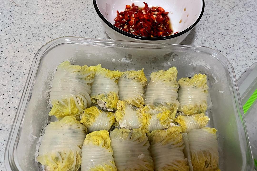 白菜鸡胸肉卷的做法