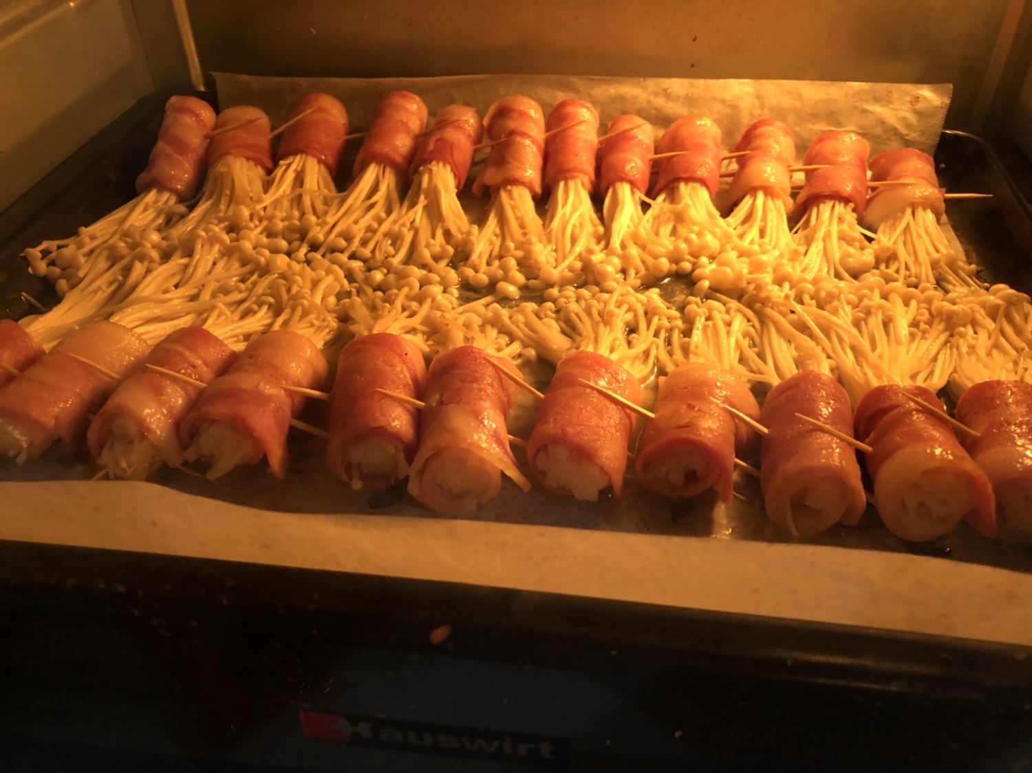 烤箱版-培根金针菇卷的做法 步骤1