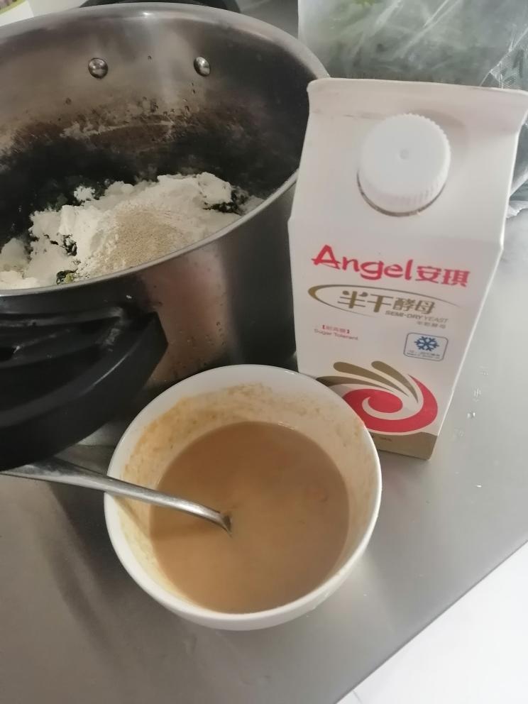 纯奶手撕吐司的做法 步骤1