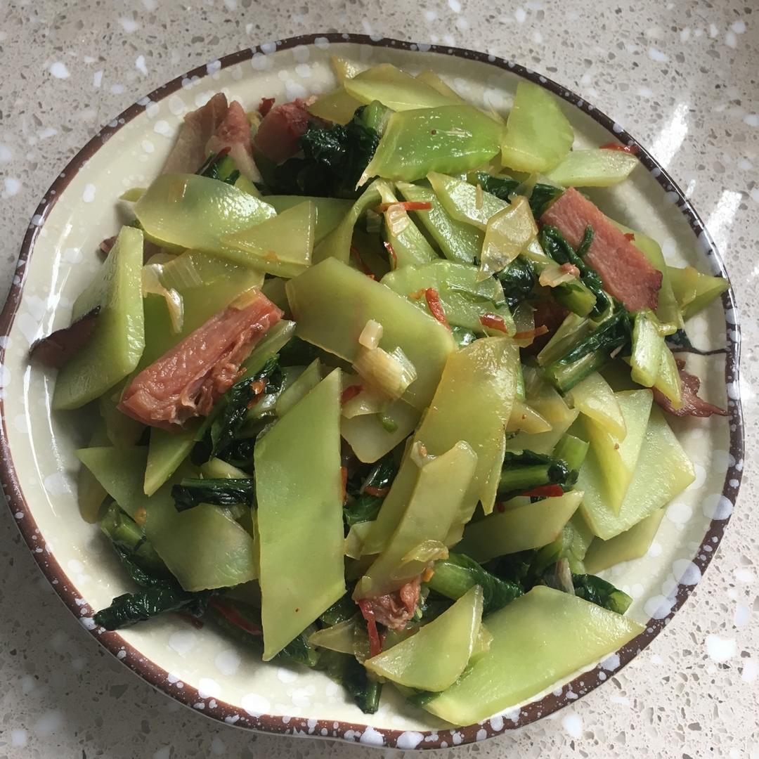莴笋炒腊肉