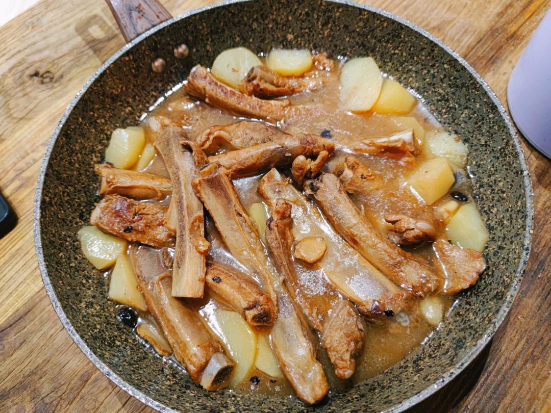 酥烂脱骨，啤酒烧排骨