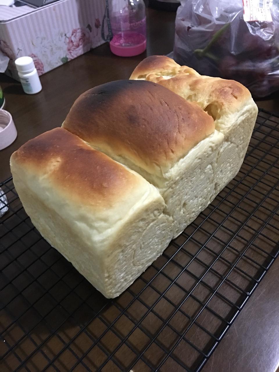 比中种还柔软的香醇面包——酸奶奶酪吐司（二奶吐司）