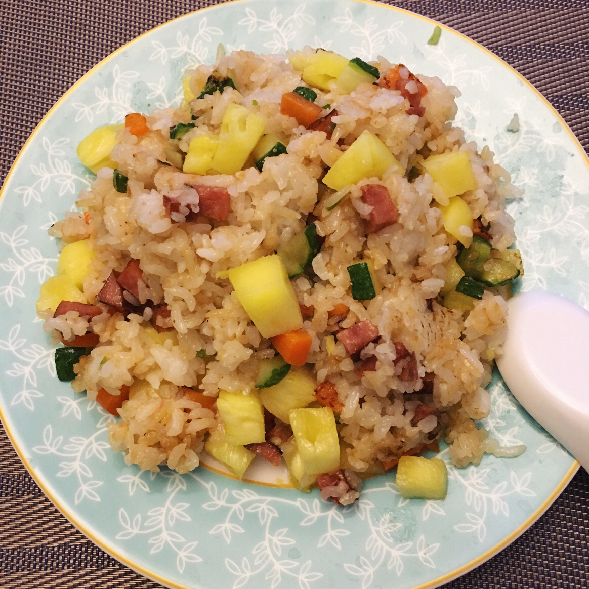菠萝炒饭