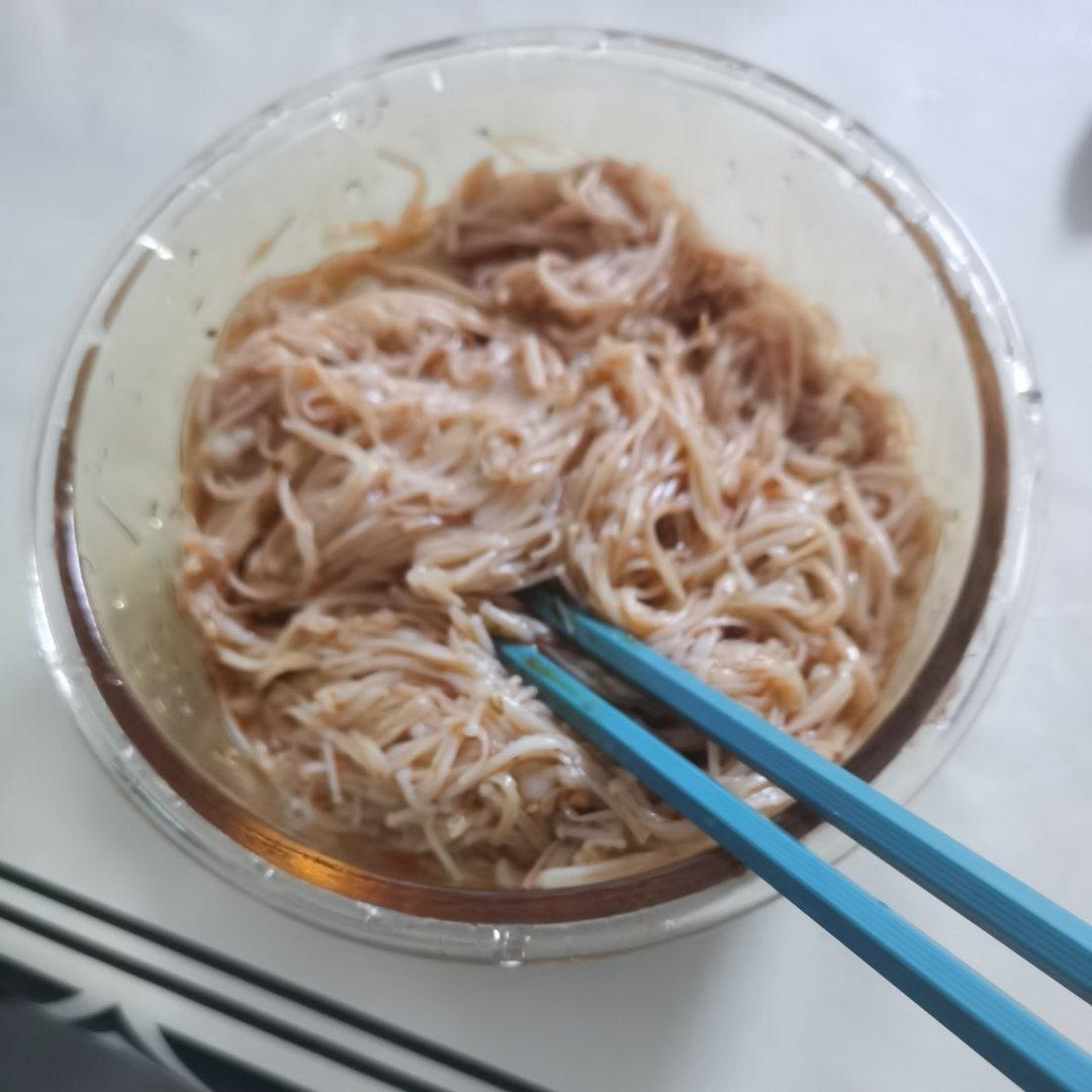 麻辣金针菇