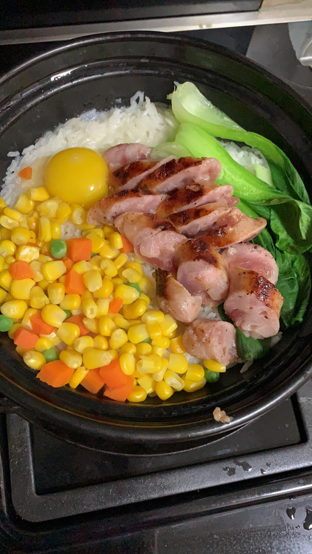 香肠煲仔饭