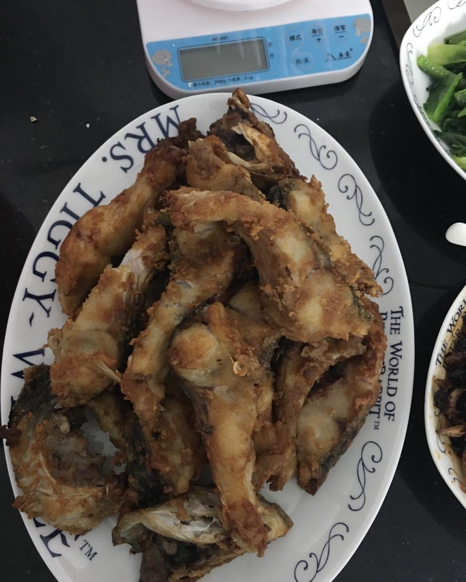 炸草鱼