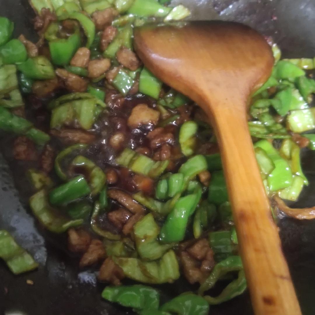 辣椒小炒肉·虎皮辣椒的感觉