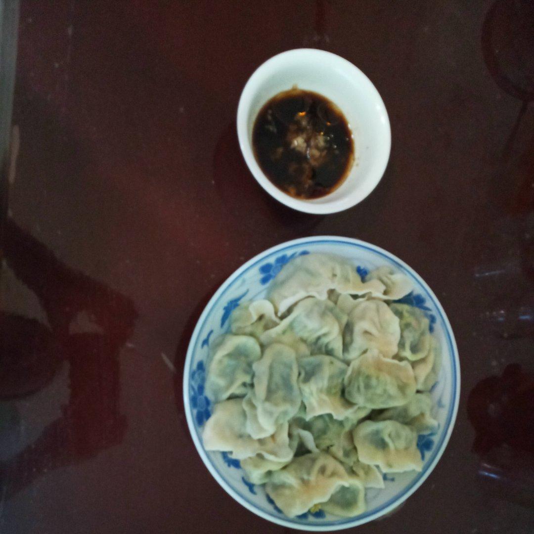 亲测好吃饺子馅：角瓜韭菜鸡蛋虾皮加香菜