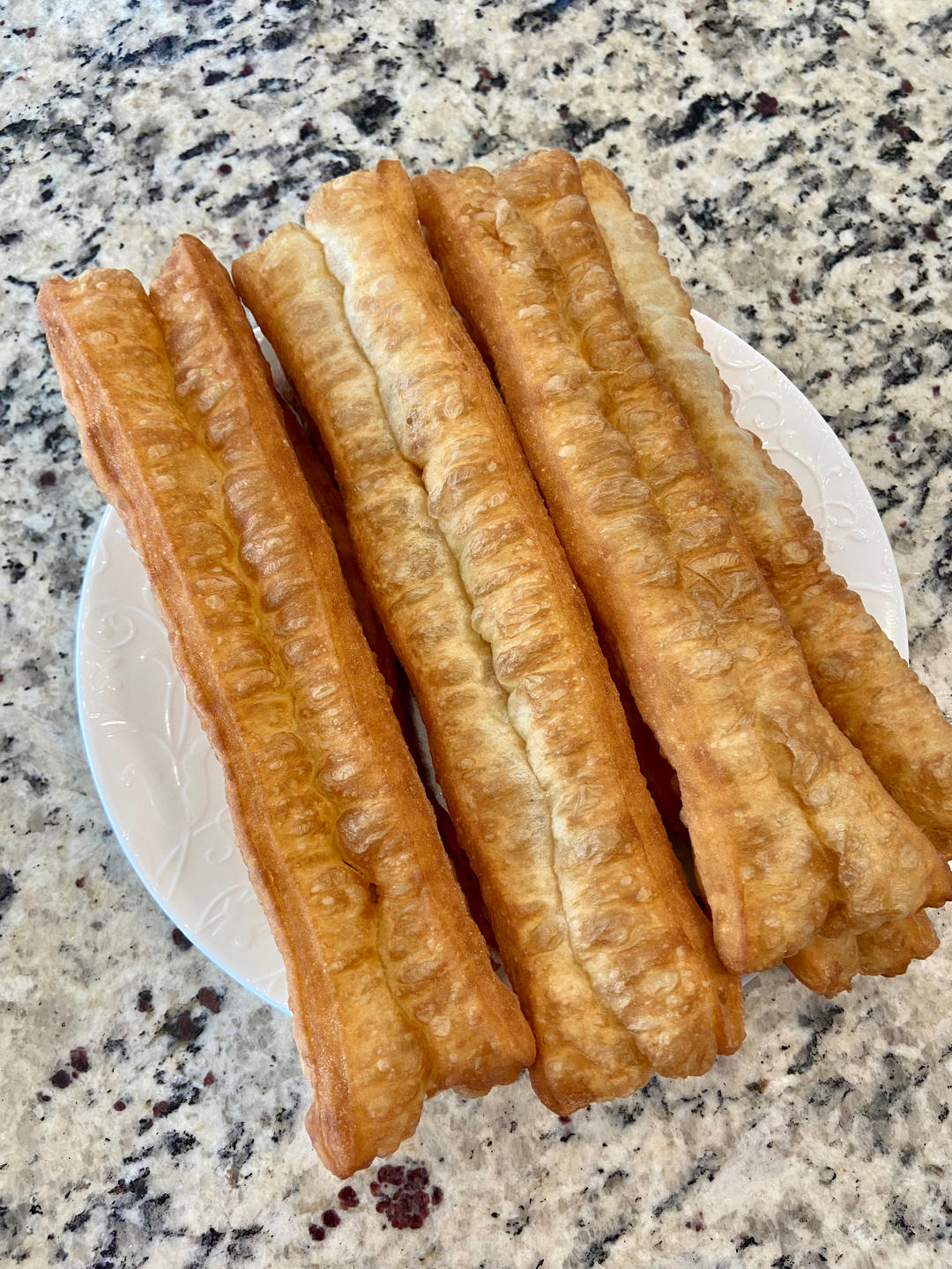空心酥脆油条