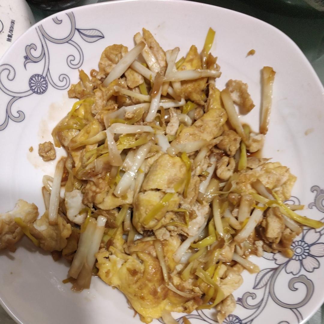 蒜黄炒鸡蛋
