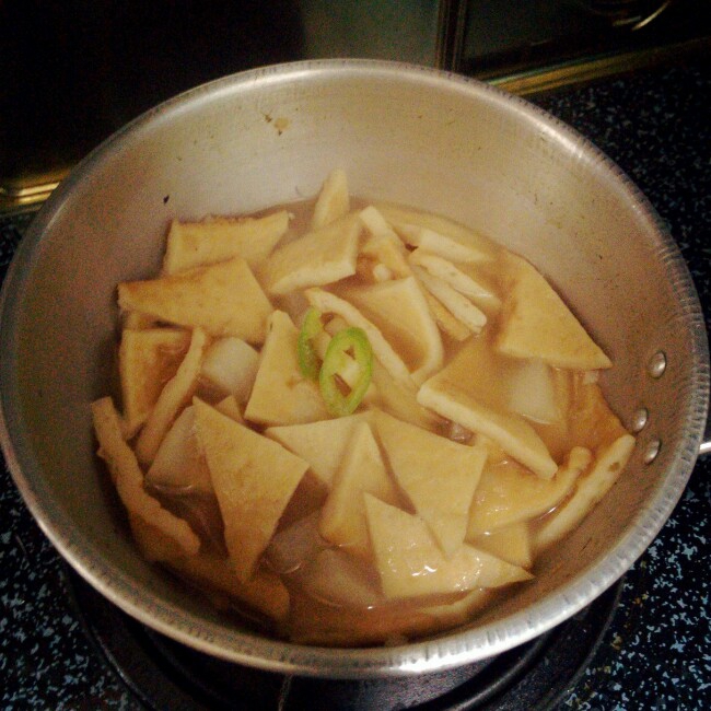 我只是静静的在做饭(๑• . •๑)