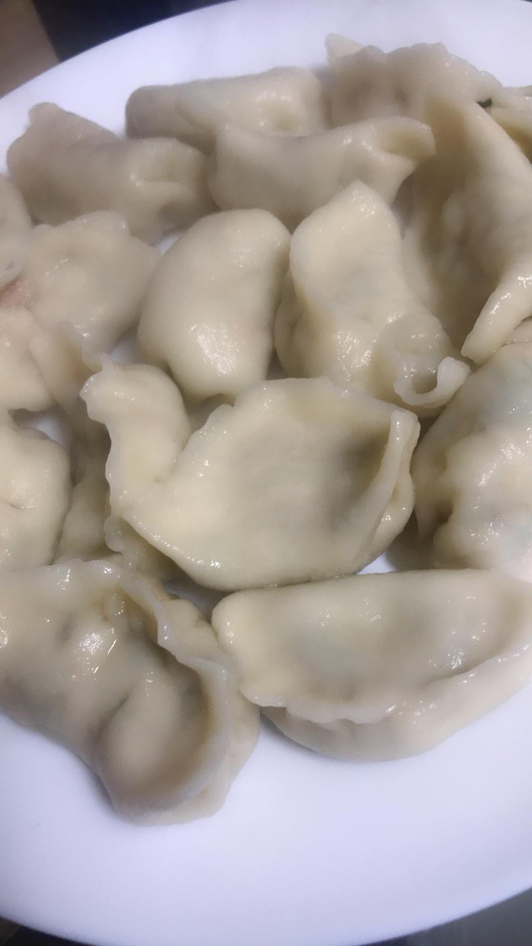 芹菜马蹄鸡肉饺子降血压的饺子陷的做法