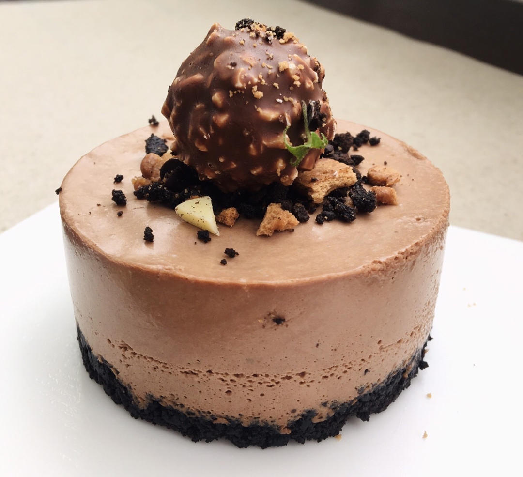 风中的蒲公英dll做的8寸香浓巧克力慕斯