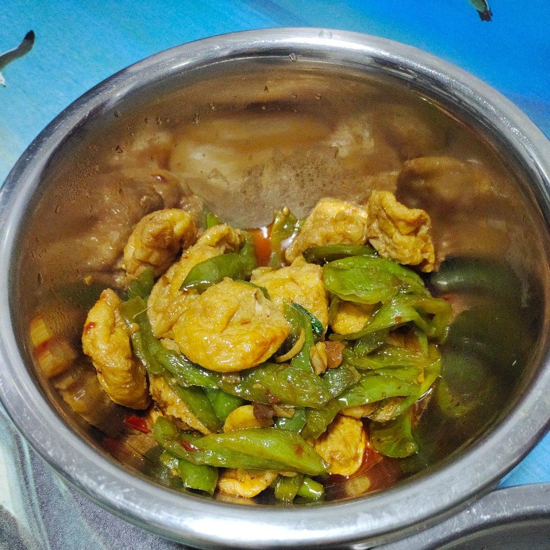 青椒油豆腐——这样做比肉还好吃的油豆腐