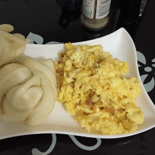 美式炒蛋 scrambled eggs