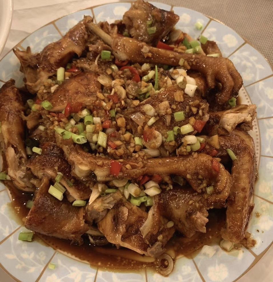 秘制酱油鸡腿