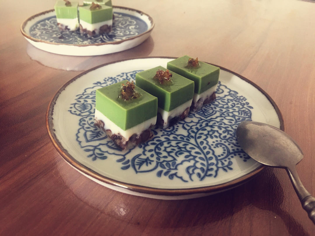 入口即化❗️好看又好吃的抹茶红豆奶糕