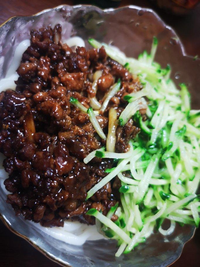 炸酱面