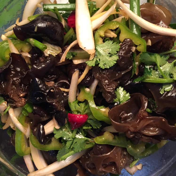 凉拌木耳